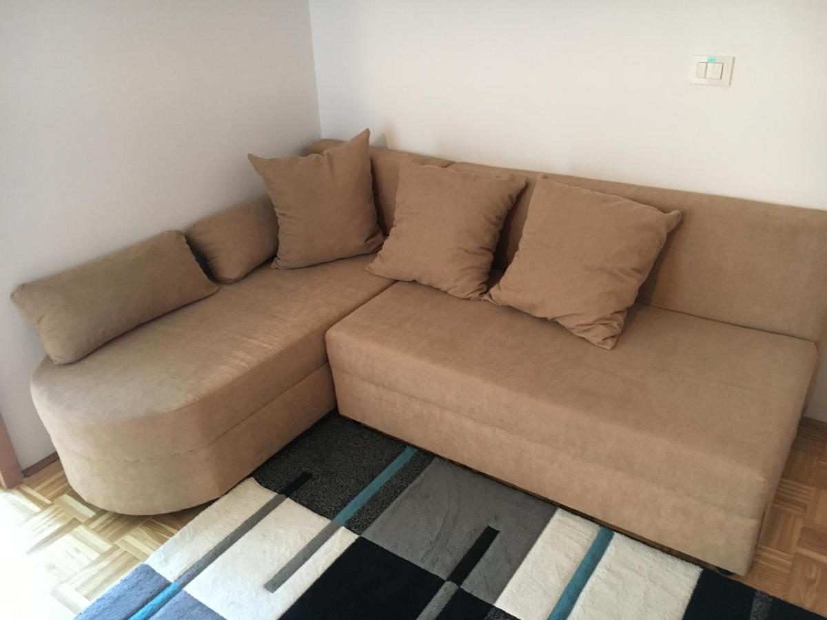 Apartma Lunca 2 Apartment ลูบลิยานา ภายนอก รูปภาพ